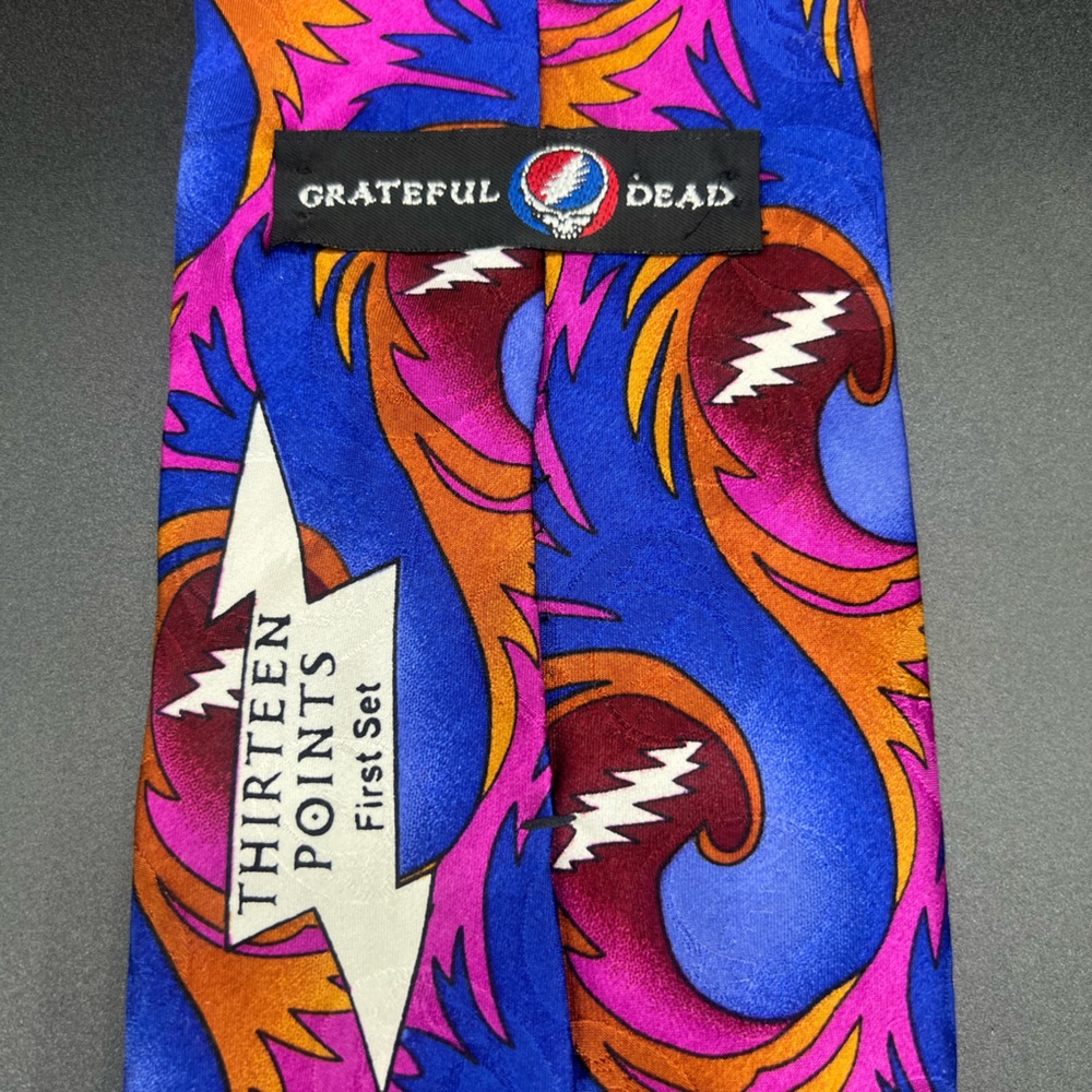 Grateful Dead Thirteen Points First Set Silk Tie.